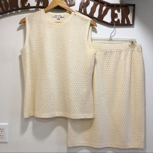 ST JOHN top and skirt set